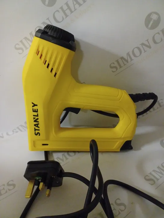 STANLEY 0-TRE550 HEAVY DUTY ELECTRIC STAPLE/NAIL GUN