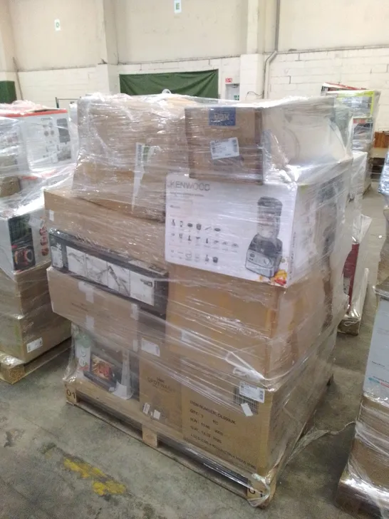 PALLET OF APPROXIMATELY 31 UNPROCESSED RAW RETURN HOUSEHOLD AND ELECTRICAL GOODS TO INCLUDE;