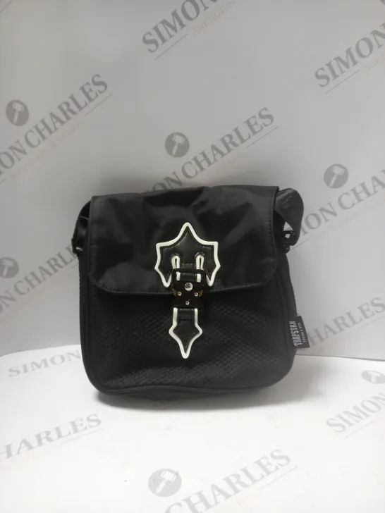 TRAPSTAR CROSS BODY BAG IN BLACK