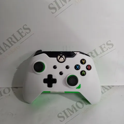 PDP NEON WHITE XBOX WIRED CONTROLLER