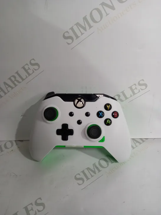 PDP NEON WHITE XBOX WIRED CONTROLLER