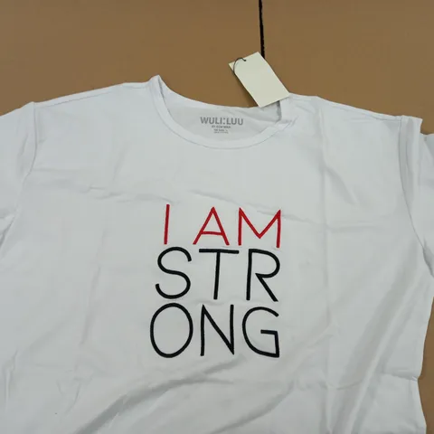 WULI:LUU GOK WANG I AM STRONG SHIRT WHITE L