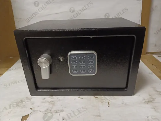 YALE SMALL ELECTRONIC SAFE 