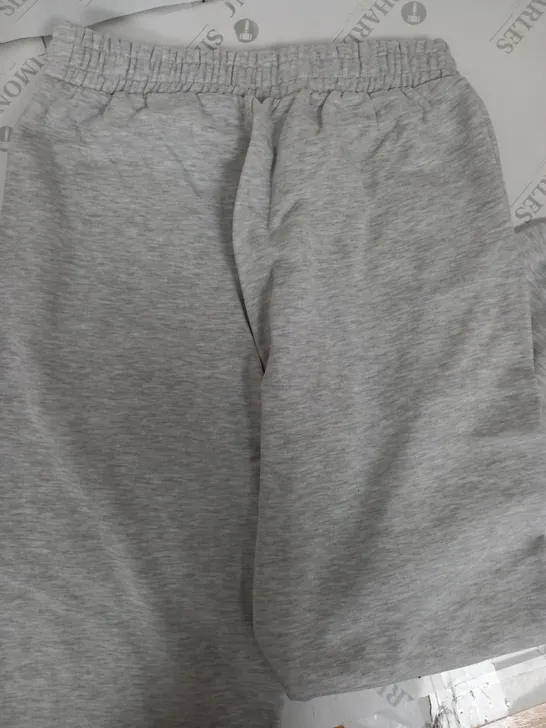 GYM KING FUNDAMENTAL BOYFRIEND JOGGERS IN GREY - UK SIZE 14 