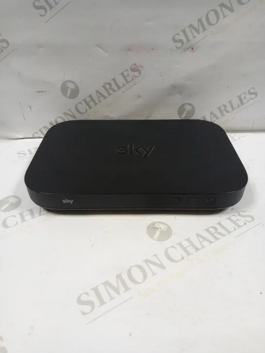 SKY EM150 Q SET TOP BOX 