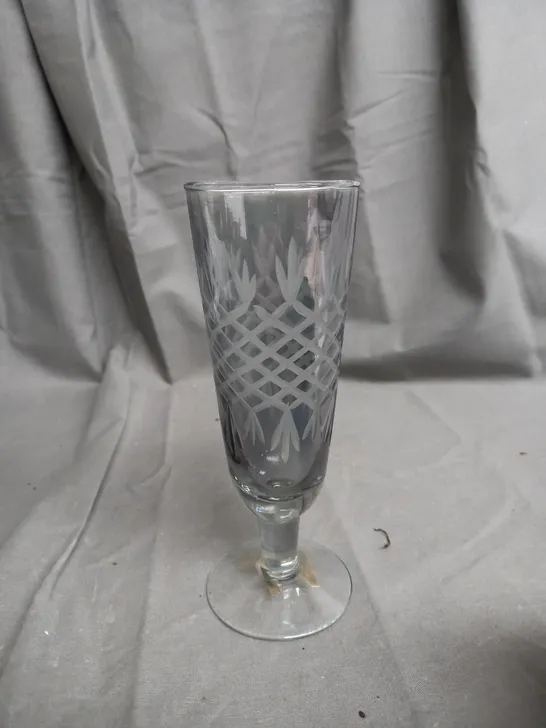 JULIEN MACDONALD GLASS FLUTES X4