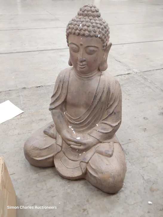 BOXED LARGE SITTING BUDHA FIGURE