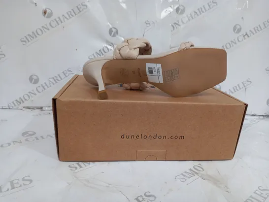 BOXED PAIR OF DUNE LONDON ECRU LEATHER PLAITED MID HEEL MULE IN SIZE 6