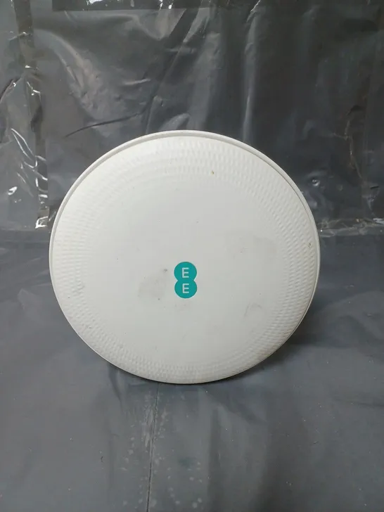 EE SMART WIFI DISC WHITE