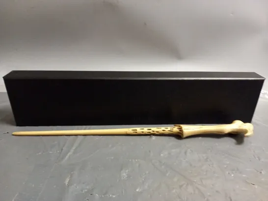 HARRY POTTER REPLICA WAND 