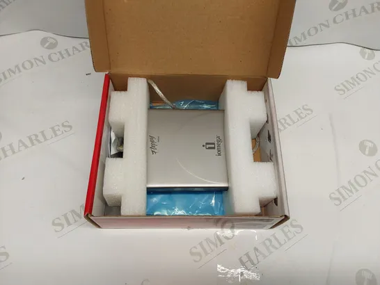 BOXED IOMEGA FLOPPY USB-POWERED DRIVE (1 BOX)