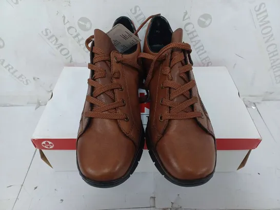 BOXED RIEKER ZIP SHOES IN BROWN - SIZE 40