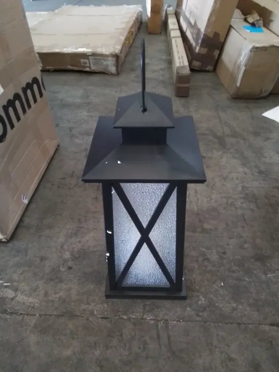 BOXED HOME2GARDEN LED LANTERN