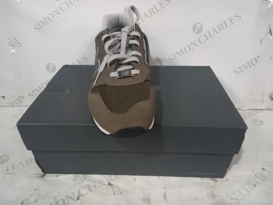 BOXED PAIR OF NEW BALANCE 373 TRAINERS IN OLIVE GREEN UK SIZE 10