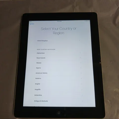 APPLE IPAD 4TH GENERATION TABLET A1458 IN SILVER