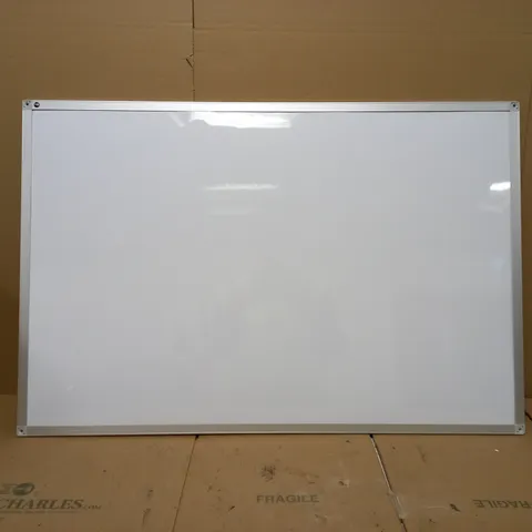 BOARDSPLUS MAGNETIC WHITEBOARD - ALUMINIUM FRAME 90X60CM