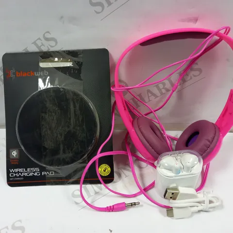 LOT OF APPROXIMATELY 15 ELECTRICALS TO INCLUDE BLACKWEB WIRELESS CHARGING PAD, KIDS PINK WIRED HEADPHONES, TRUE WIRELESS EARBUDS WITH CHARGING CASE, ETC