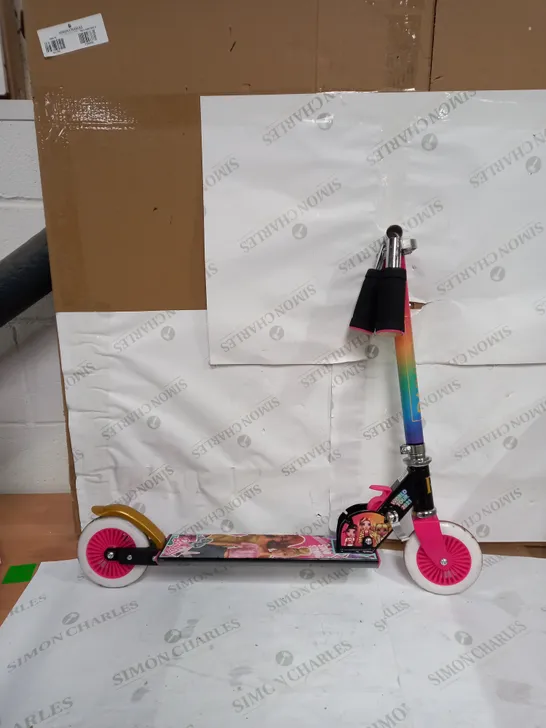 RAINBOW HIGH FOLDING SCOOTER  RRP £35