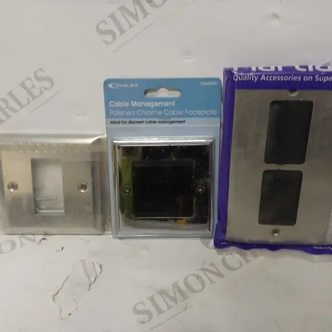 LOT OF APPROXIMATELY 25 WALLPLATES OF DIFFERENT SIZES AND VARIETIES TO INCLUDE MIRROR CHROME SWITCH WALLPLATE, PHILEX POLISHED CHROME CABLE FACEPLATE, HAMILTON SAVILE WALLPLATE WITH BRUSHES, ETC