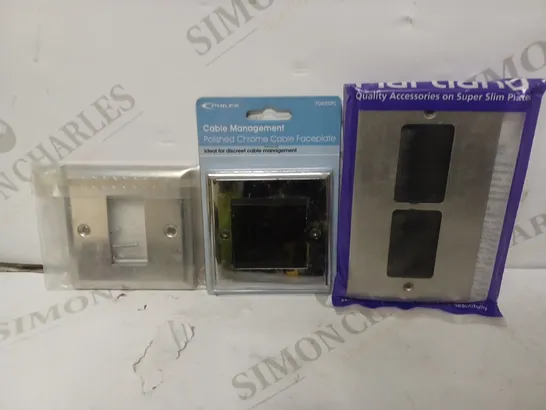 LOT OF APPROXIMATELY 25 WALLPLATES OF DIFFERENT SIZES AND VARIETIES TO INCLUDE MIRROR CHROME SWITCH WALLPLATE, PHILEX POLISHED CHROME CABLE FACEPLATE, HAMILTON SAVILE WALLPLATE WITH BRUSHES, ETC