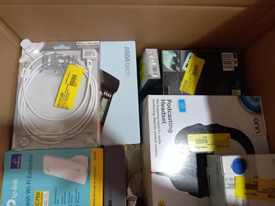 LOT OF PPROXIMATELY 20 ASSORTED HOUSEHOLD ITEMS TO INCLUDE JVC GUMY TRUE WIRELESS EARPHONES, ONN DAB+/FM RADIO, ASDA TECH TRUE WIRELESS EARBUDS, ETC