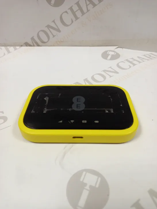 EE MINI MOBILE WI-FI ROUTER	