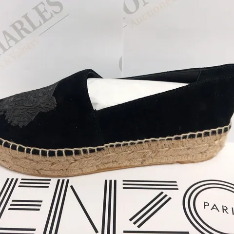 BOXED PAIR OF KENZO ESPARDRILLE BLACK SIZE 35