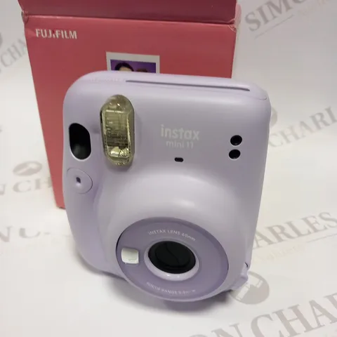 BOXED FUJI FILM INSTAX MINI 11 INSTANT CAMERA