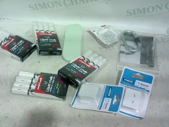LOT OF APPROX. 15 ASSORTED ITEMS TO INCLUDE: LIQUID CHALK PACKETS, SHAVER ADAPTOR, DUMMY