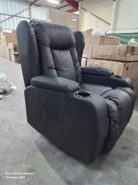 QUALITY BLACK LEATHER UPHOLSTERED ELECTRIC RECLINER (REMOTE MISSING)