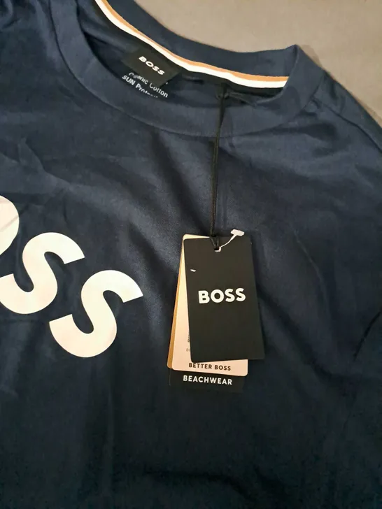 HUGO BOSS LOGO TEE IN BLUE - MEDIUM