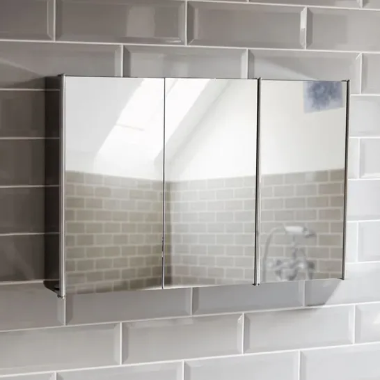 BOXED CARTHAGE BATHROOM TRIPLE 68CM X 45CM SURFACE MOUNT MIRROR CABINET (1 BOX)