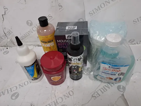 BOX OF ASSORTED HOUSEHOLD ITEMS TOO INCLUDE REPELLENT SPRAY AND DOG SHAMPOO 