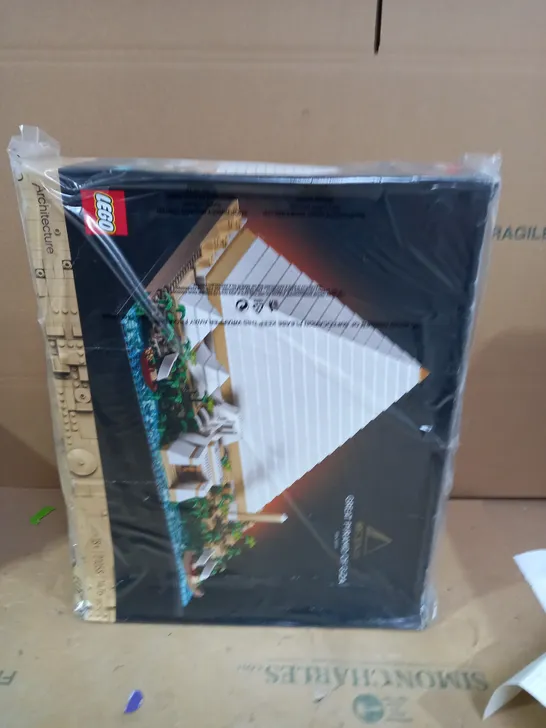 LEGO ARCHITECTURE GREAT PYRAMID OF GIZA (SET 21058) RRP £125