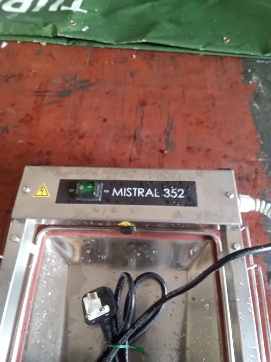 MISTRAL 352 HOT PRESS