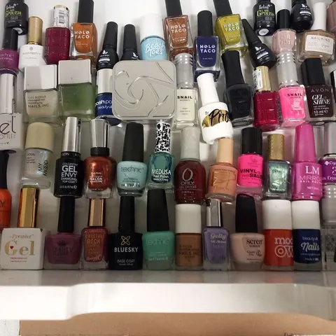 APPROXIMATELY 90 ASSORTED NAIL VARNISH/GELS TO INCLUDE; ORLY, MAX FACTOR, HOLO TACO, NAILS INC, CRYSTAL NAILS, COLORSTAY, THE GEL BOTTLE AND NAILKIND
