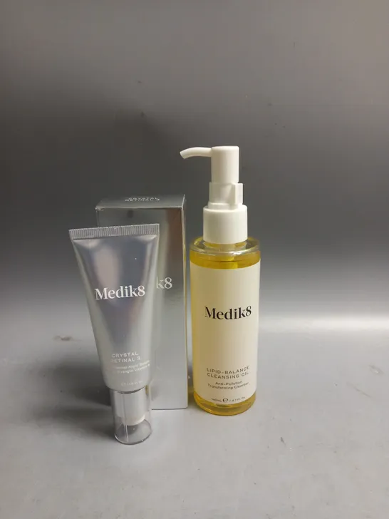 MEDIK8 LIPID BALANCING CLEANSING OIL 140ML AND CRYSTAL RETINAL 3 NIGHT SERUM 30ML