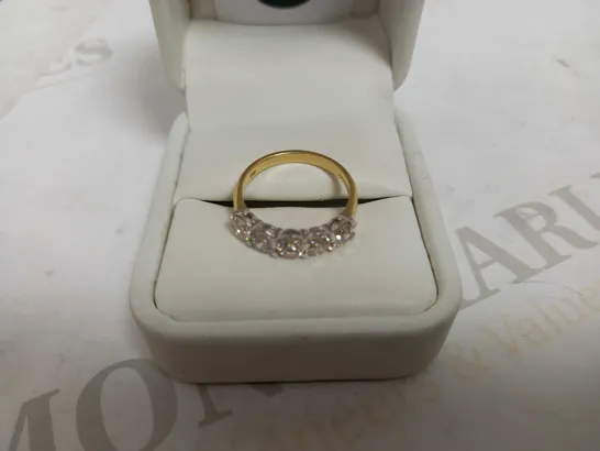 DESIGNER 18CT GOLD FIVE STONE RING SET WITH DIAMONDS WEIGHING +-1.53CT