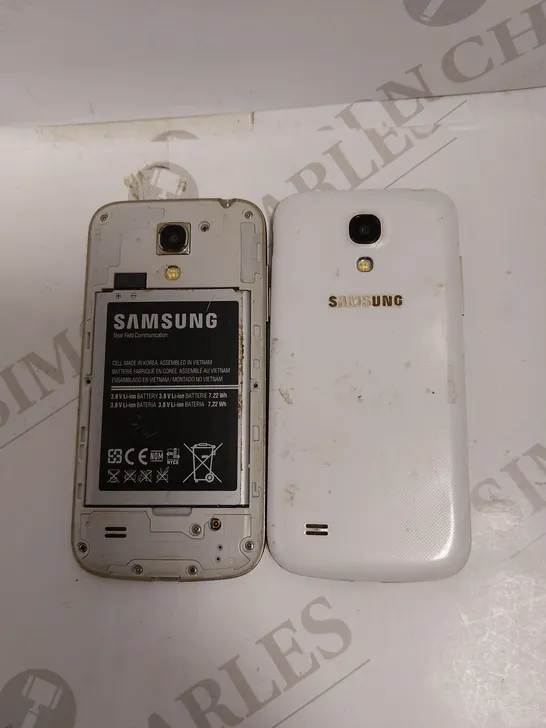 LOT OF 2 SAMSUNG SMARTPHONES