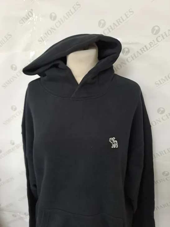 ABERCROMBIE AND FITCH LOGO CASUAL HOODIE IN BLACK SIZE M