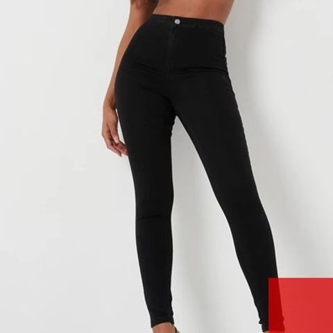 BRAND NEW MISSGUIDED VICE HIGH WAISTED SKINNY JEANS - BLACK - SIZE 8