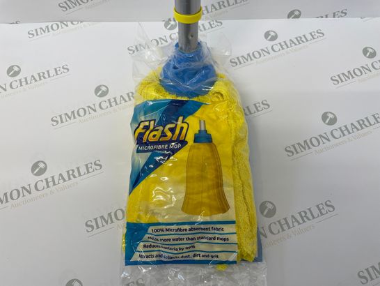 4 BOXES OF 6 BRAND NEW FLASH MICROFIBRE MOPS WITH TELESCOPIC HANDLES (1 BOX)