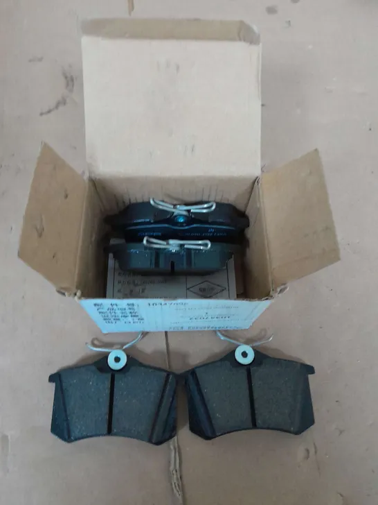 UNBRANDED BRAKE PADS 