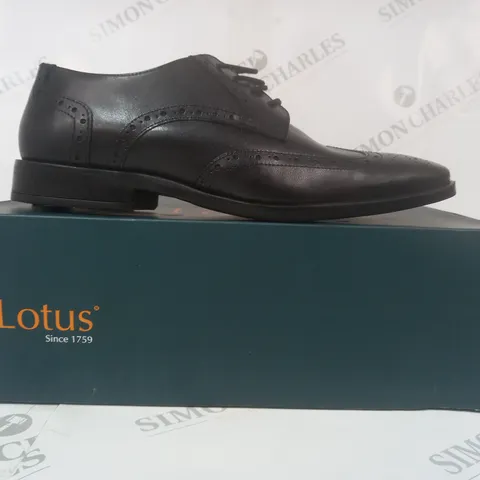 BOXED PAIR OF LOTUS LEATHER LACE-UP SHOES IN BLACK UK SIZE 8