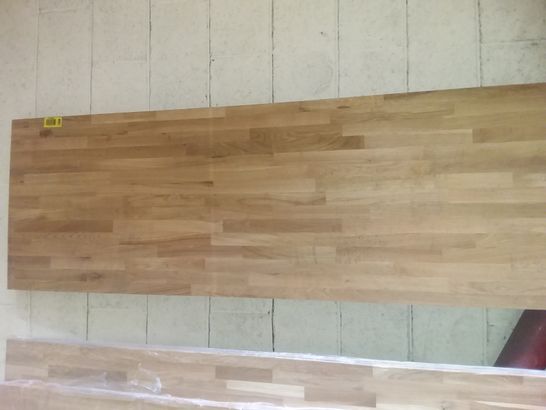 SOLID 40MM THICK OAK WORKTOP APPROXIMATELY 3M