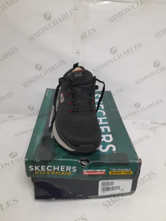 BOXED SKETCHERS D'LUX TRAINERS SIZE 8