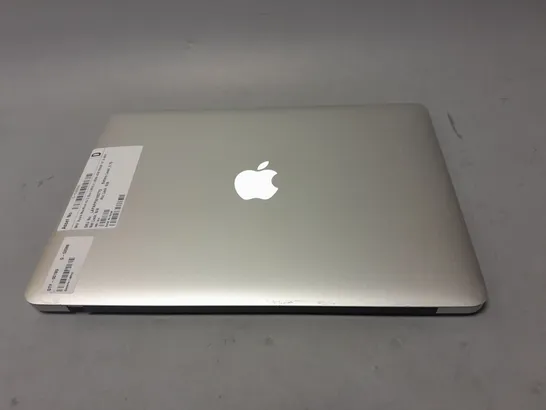 APPLE MACBOOK AIR 2 DUO L9600 - 13" SCREEN