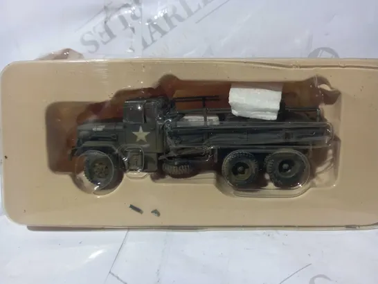 CORGI UNSUNG HEROES 1:50 SCALE M35 A1 MODEL TRUCK