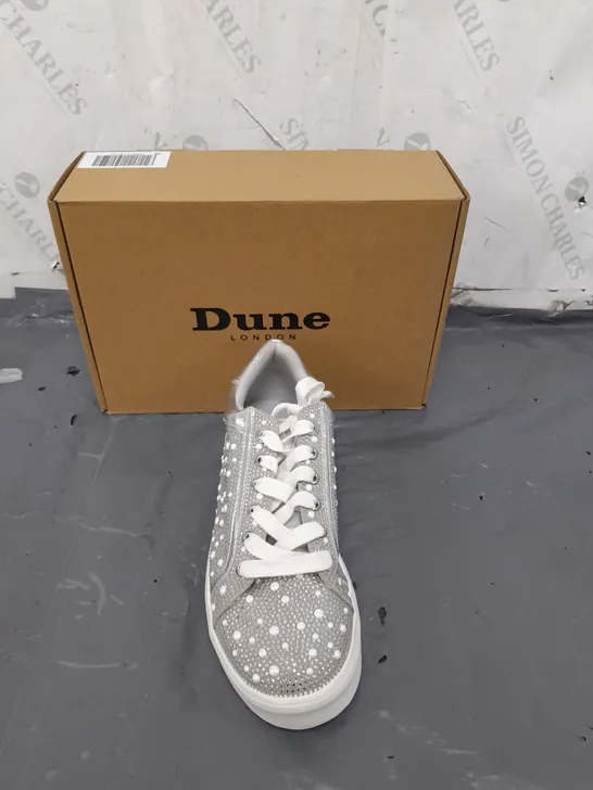 BOXED PAIR OF DUNE LONDON SILVER DIAMANTES EMBELLISHED CUPSOLES SIZE 7