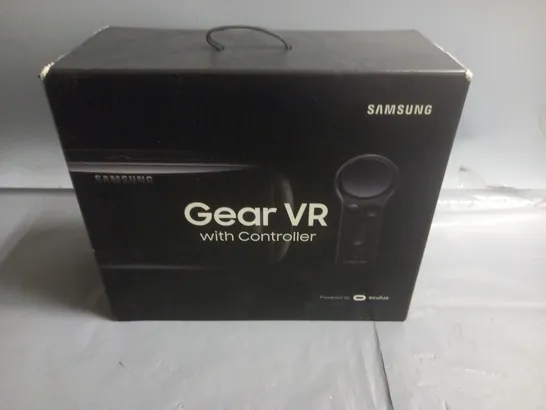 SAMSUNG GEAR VR WITH CONTROLLER